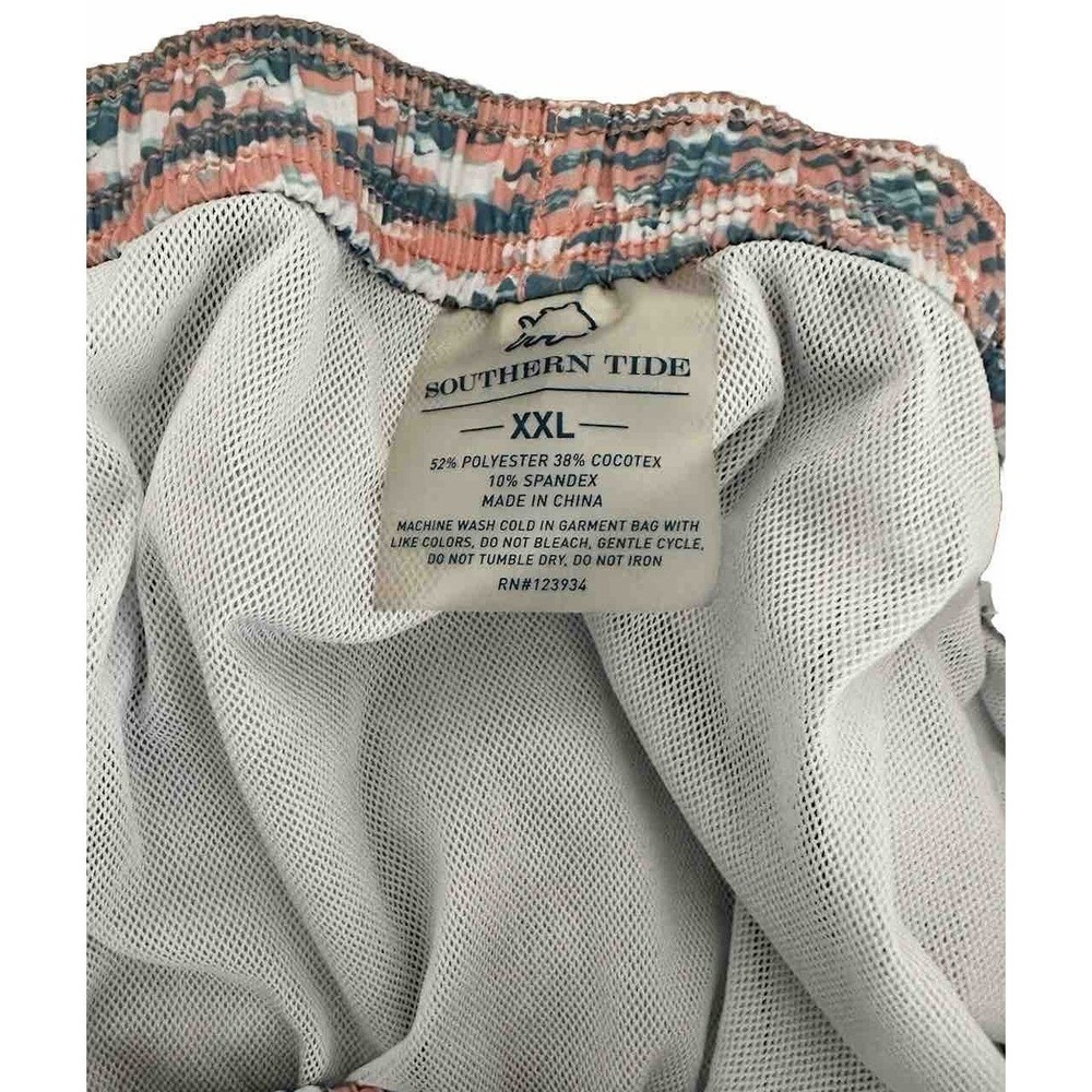 Southern Tide Swim Trunks Mens XXL Coral Fish Print Excellent Trout Board Shorts - Picture 3 of 3